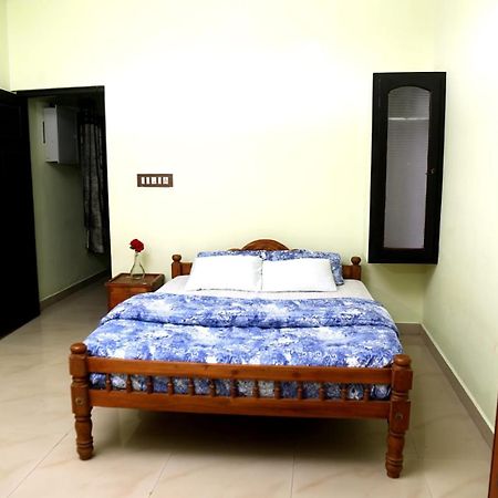 Colonia Munnar Homestay Buitenkant foto