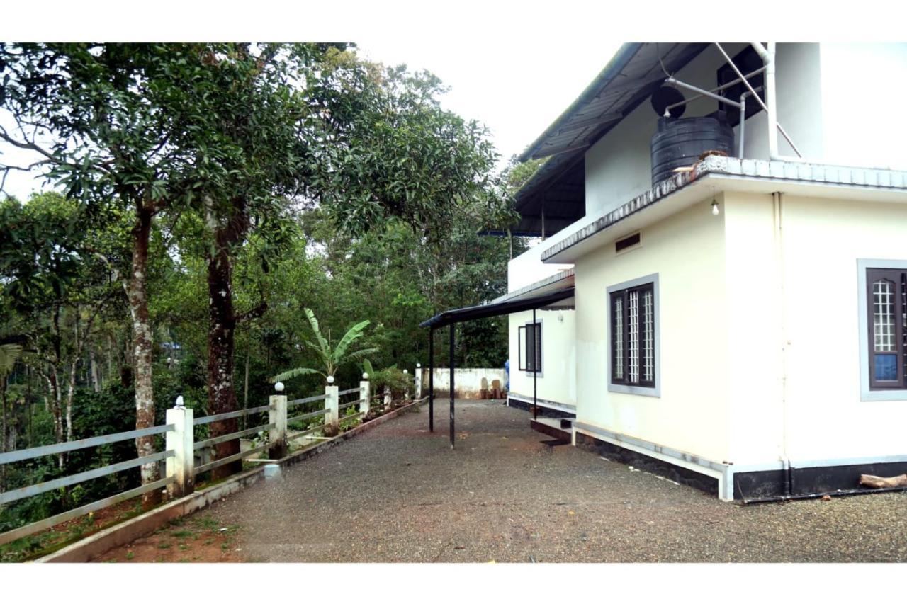 Colonia Munnar Homestay Buitenkant foto
