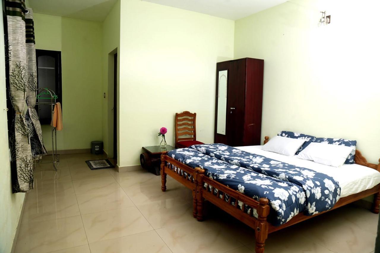 Colonia Munnar Homestay Buitenkant foto